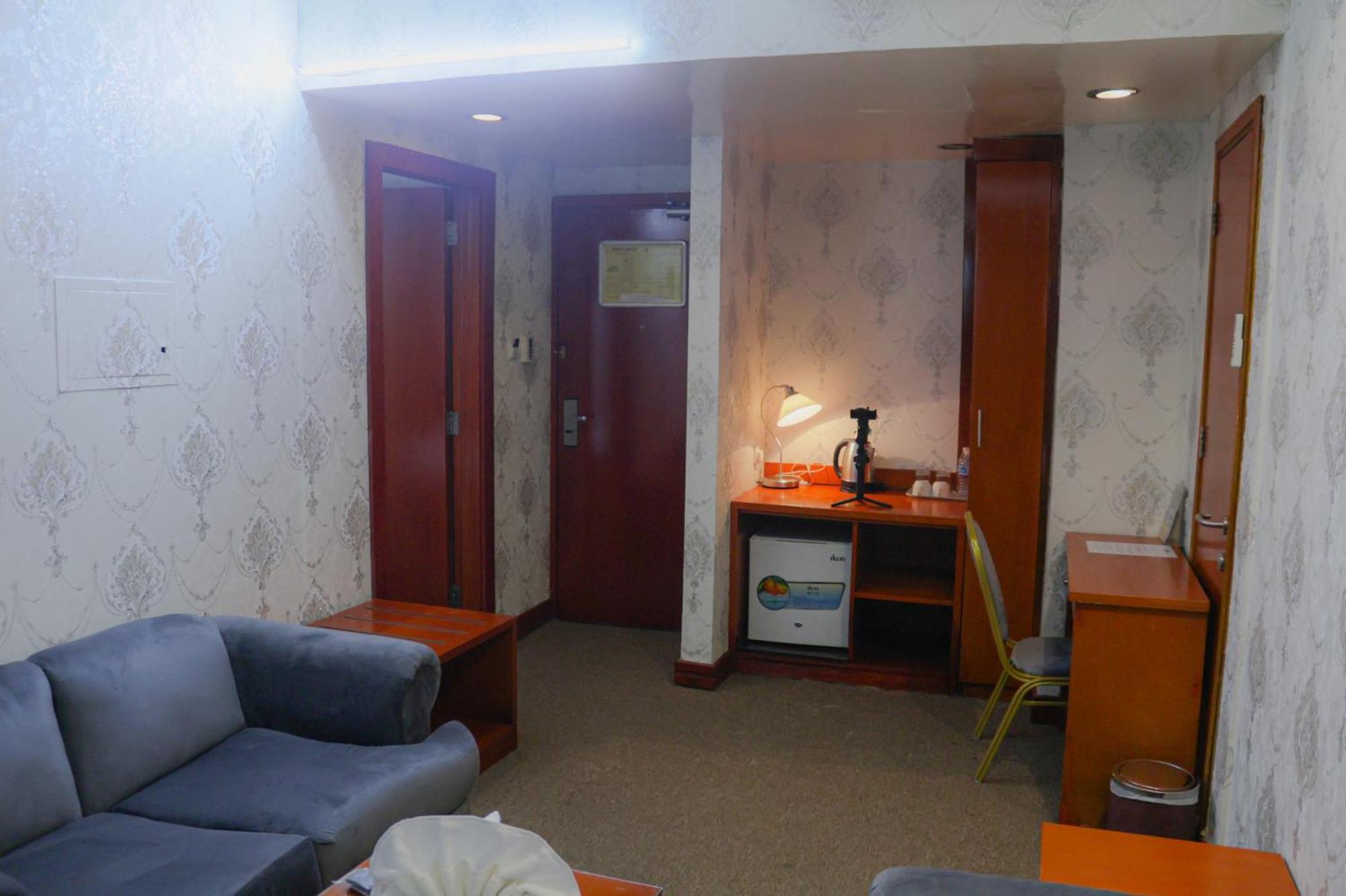 Boonmax Hotel Дубай Екстер'єр фото