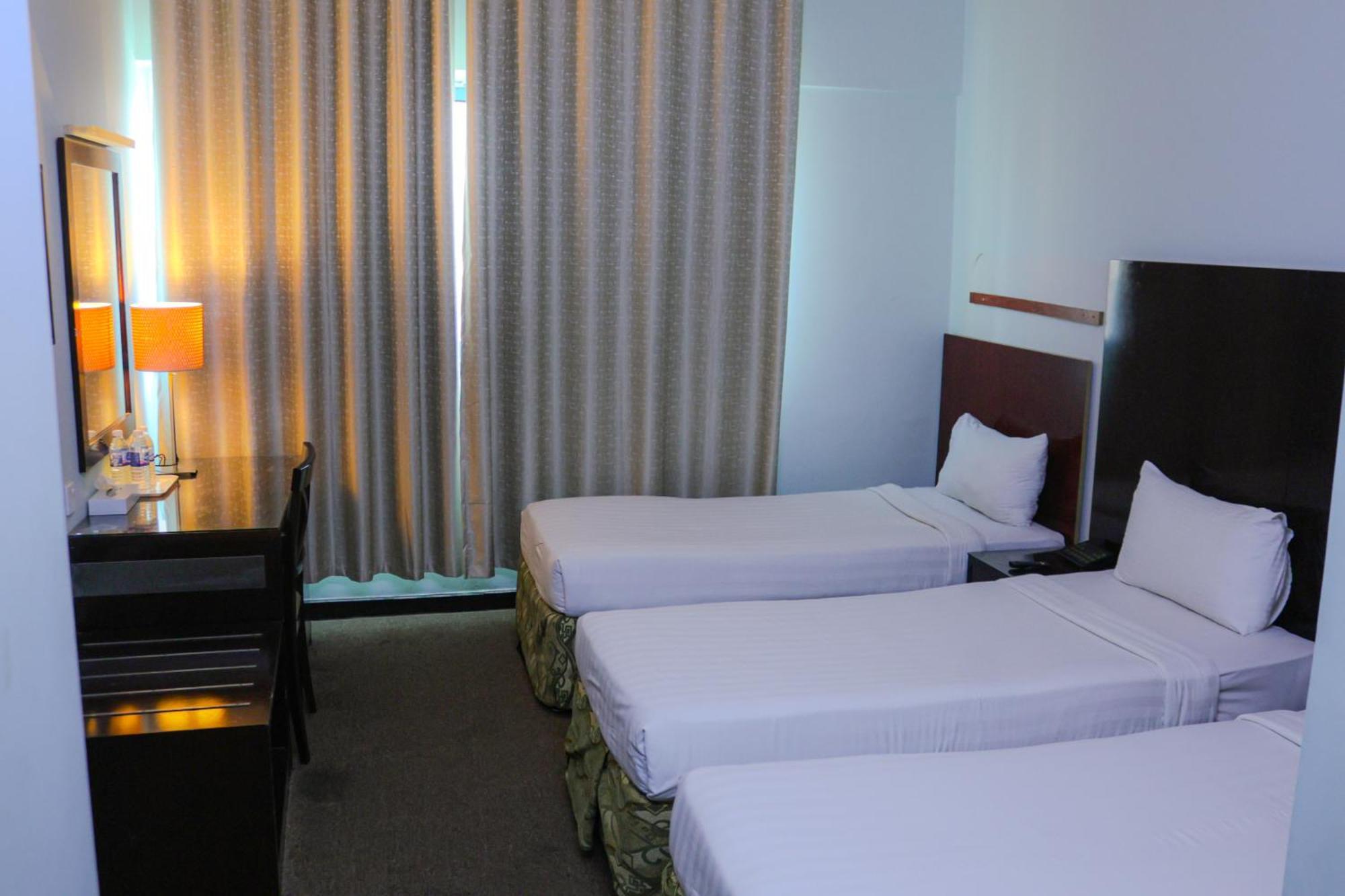 Boonmax Hotel Дубай Екстер'єр фото