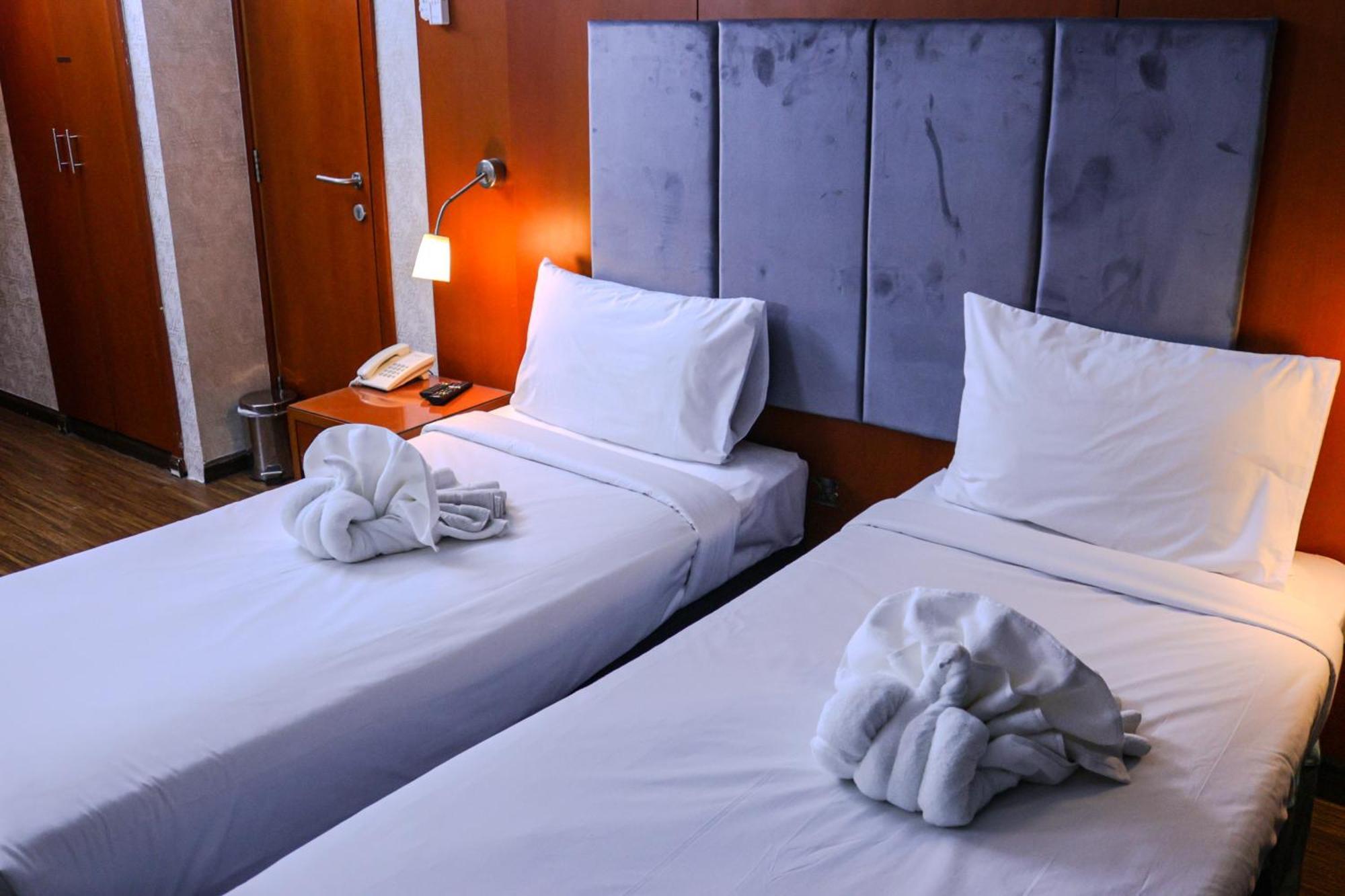 Boonmax Hotel Дубай Екстер'єр фото