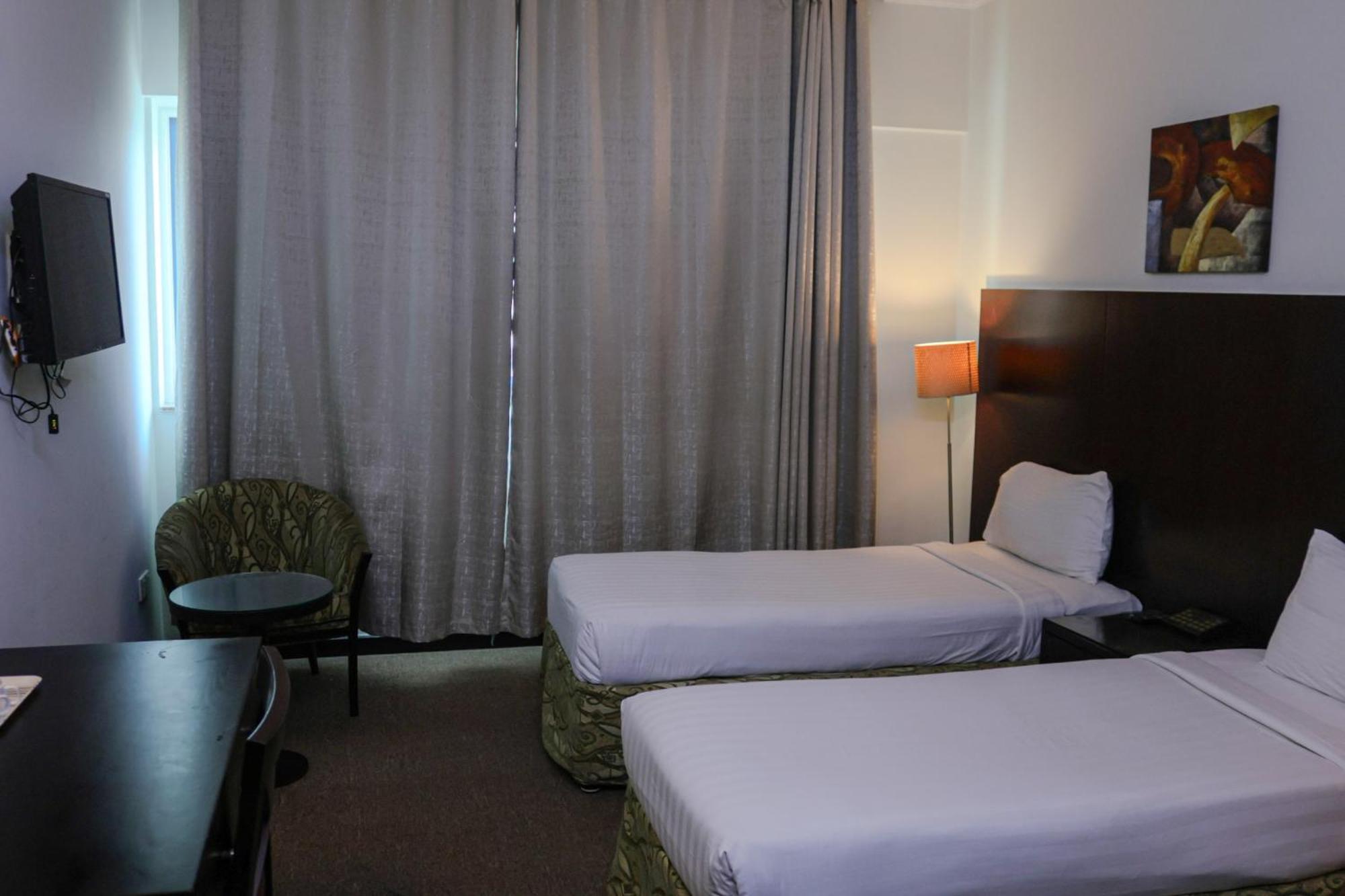 Boonmax Hotel Дубай Екстер'єр фото